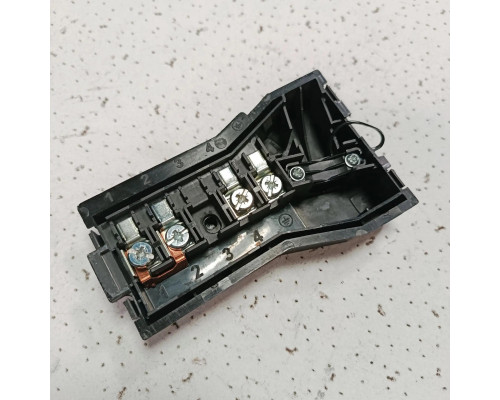 Клеммная колодка Electrolux EHS68200P 