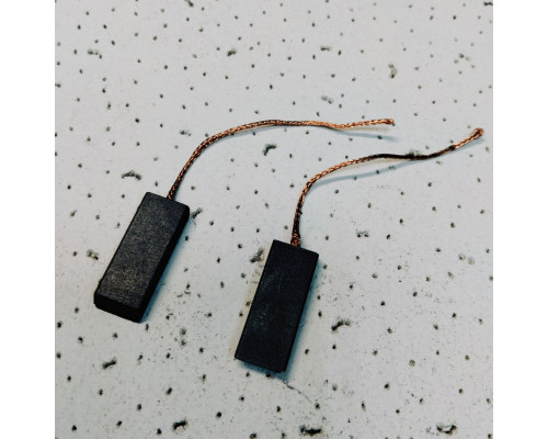 Щетки двигателя СМА Bosch 5x12,5x32mm провод от центра SANDWICH PT04A180