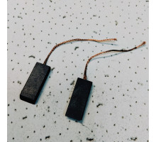 Щетки двигателя СМА Bosch 5x12,5x32mm провод от центра SANDWICH PT04A180